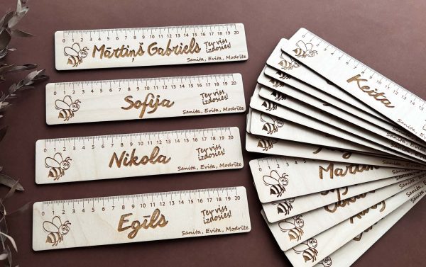 Personalizēts koka lineāls ar vārdu | 20 cm - Image 23