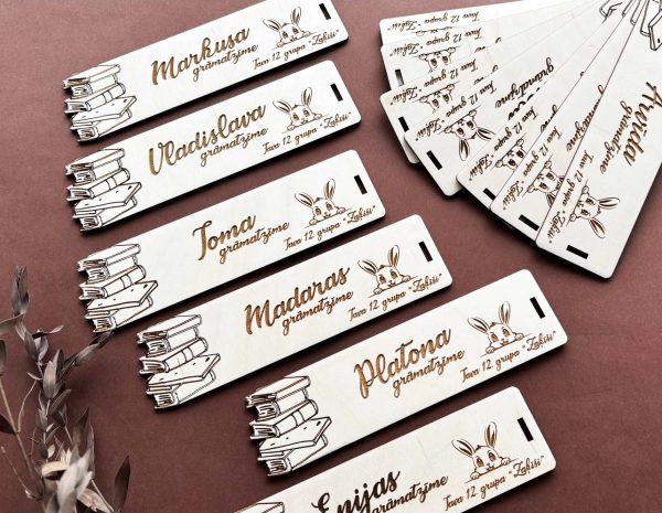 Koka grāmatzīme ar personalizētu gravējumu skolotājai | audzinātājai | audzēkņiem - Image 5