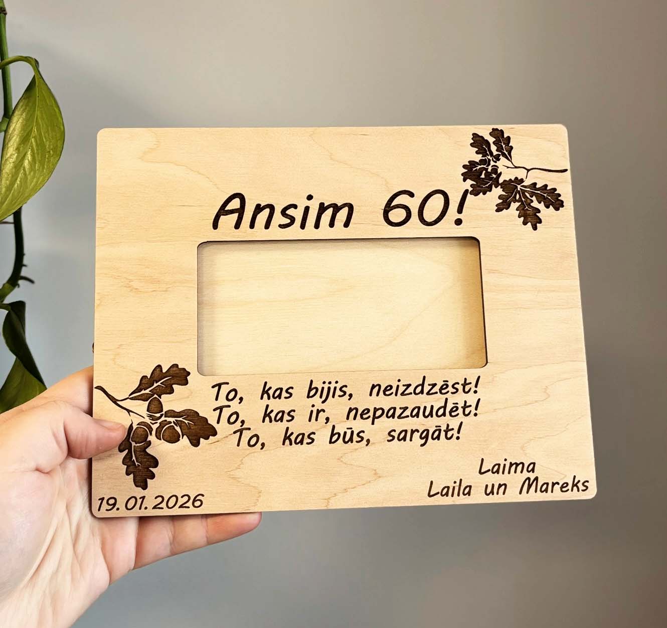 Tavs pirmais miljons | Koka naudas rāmītis ar personalizāciju - Image 4