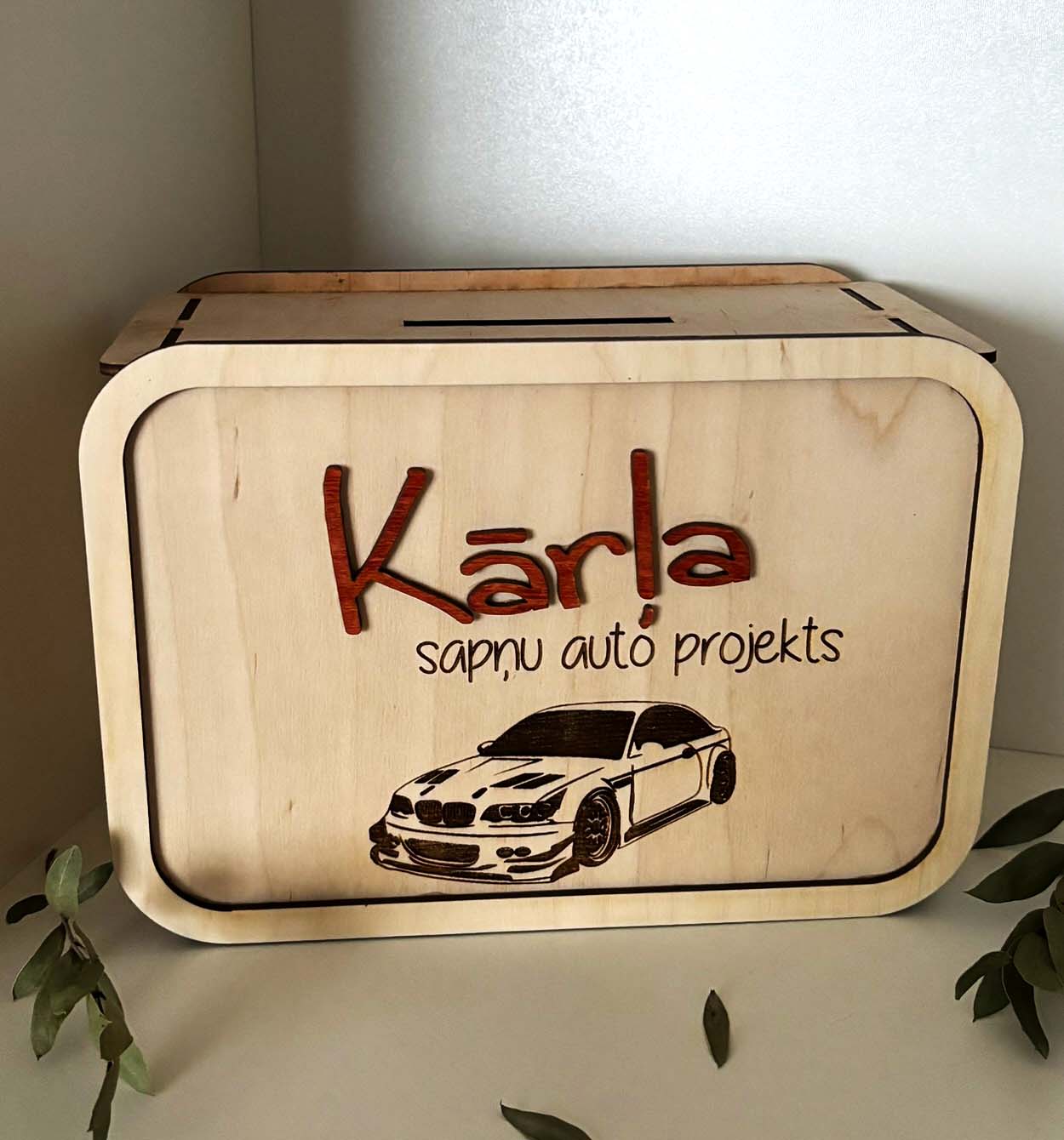 Sapņu auto iegādei | Personalizēta koka krājkase ar mērķa summu L izmērs - Image 3
