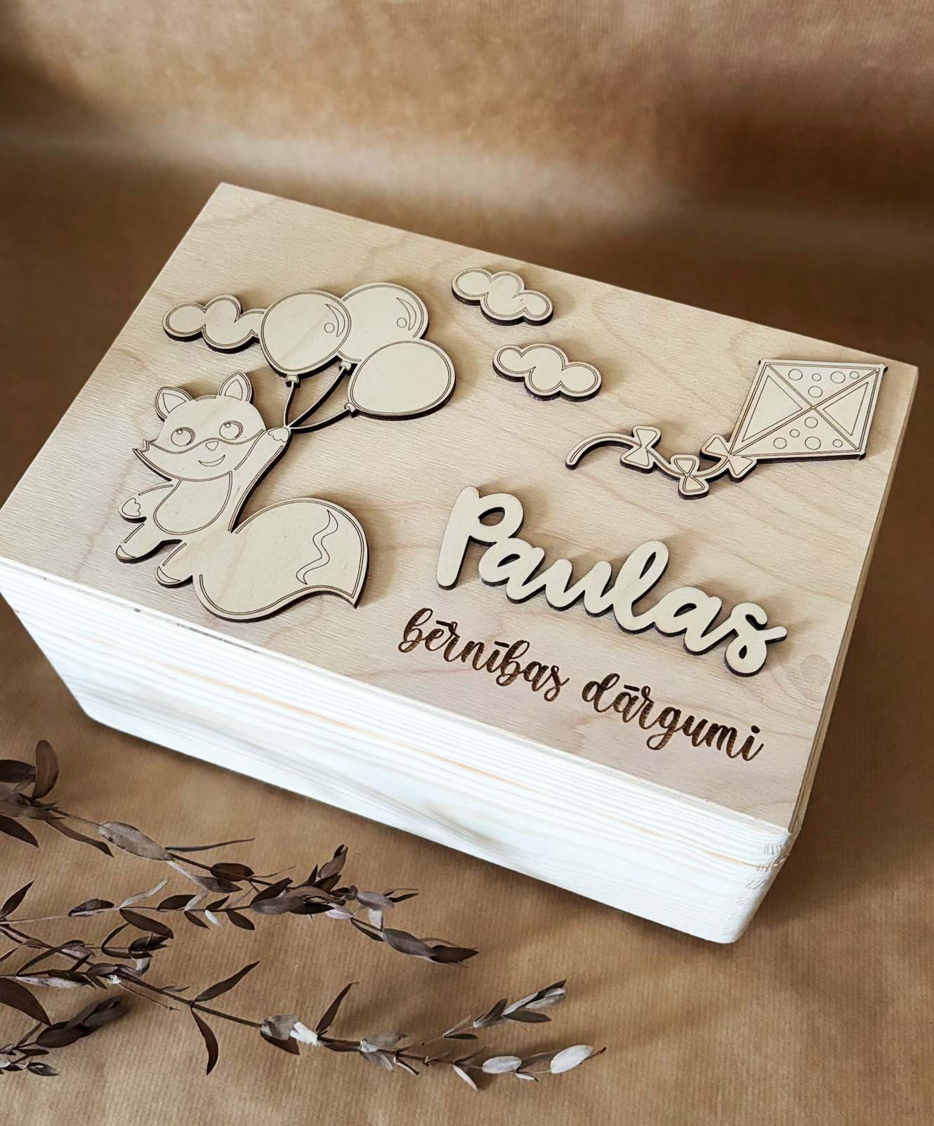 Bērnības atmiņu lāde ♡ personalizēta koka kaste mazuļa lietām - Image 2