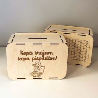Personalizēta koka krājkase ar mērķa summu L izmērs | Kopā krājam un kopā piepildām