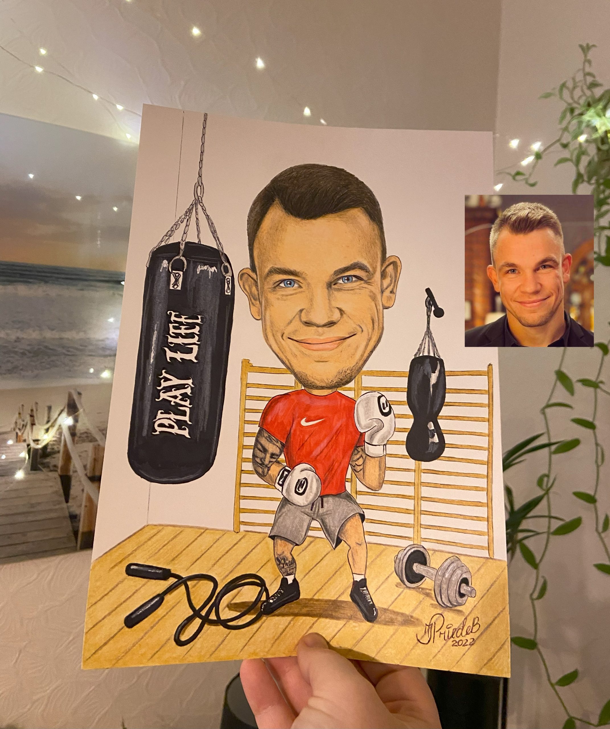 1 cilvēks A5 formātā ♥ Personalizēta karikatūra ar pildītu krāsainu fonu | zīmējums - Image 2